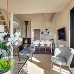 Casa de Férias Beautiful In With Sauna