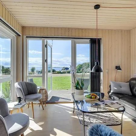 Skønt Hjem I Med Sauna Feriehus *