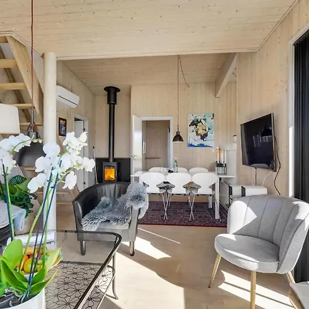 Feriehus Beautiful In With Sauna