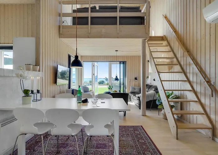 Semesterbostad Beautiful In With Sauna